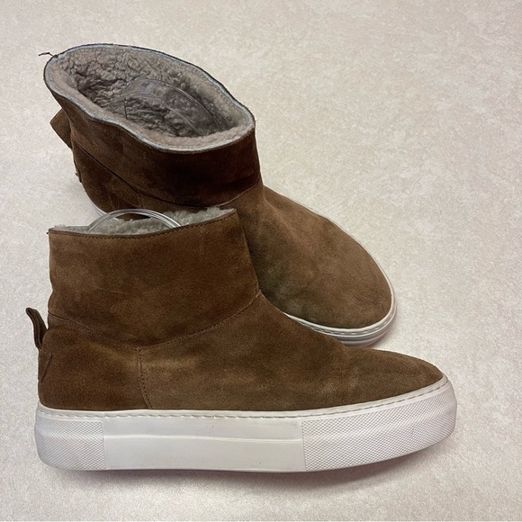 Boemos Fur Lined Suede Ankle Boots womens measures 9.1 inches inside sole 6.5-7 - Picture 7 of 9